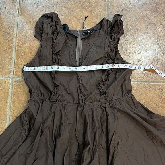 NWOT PrettyLittleThings Chocolate Poplin Button Detail Flare Short Romper size 1 - Picture 10 of 11